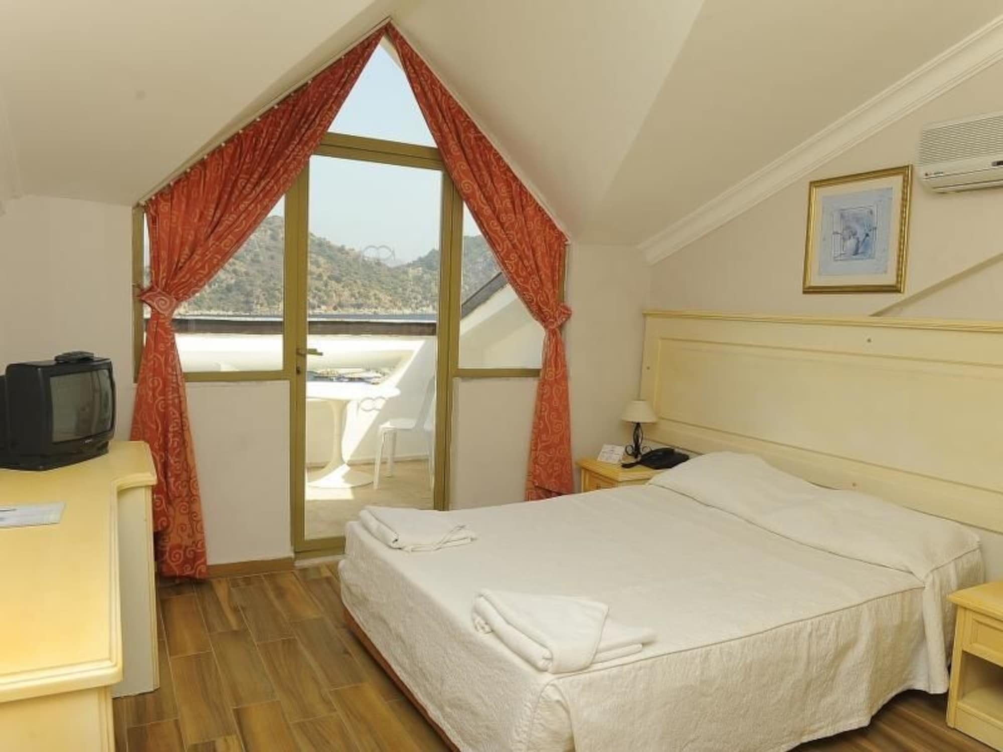 Marbas Hotel มาร์มาริส ภายนอก รูปภาพ